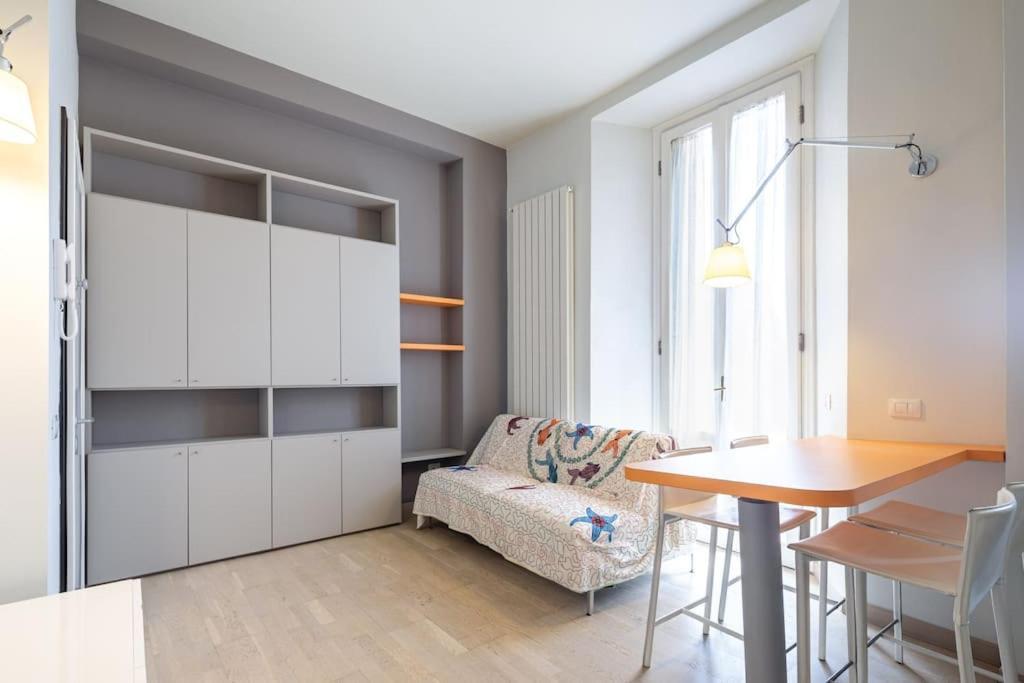 Small & Charming 1-Br Apt Firenze Bagian luar foto