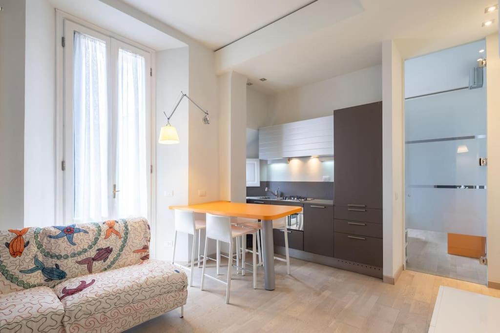 Small & Charming 1-Br Apt Firenze Bagian luar foto