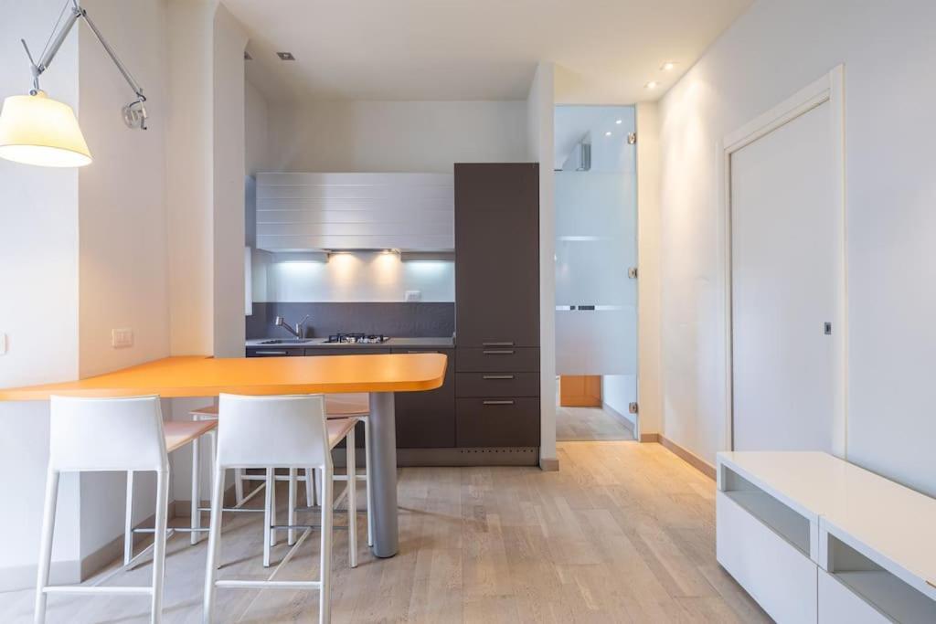 Small & Charming 1-Br Apt Firenze Bagian luar foto